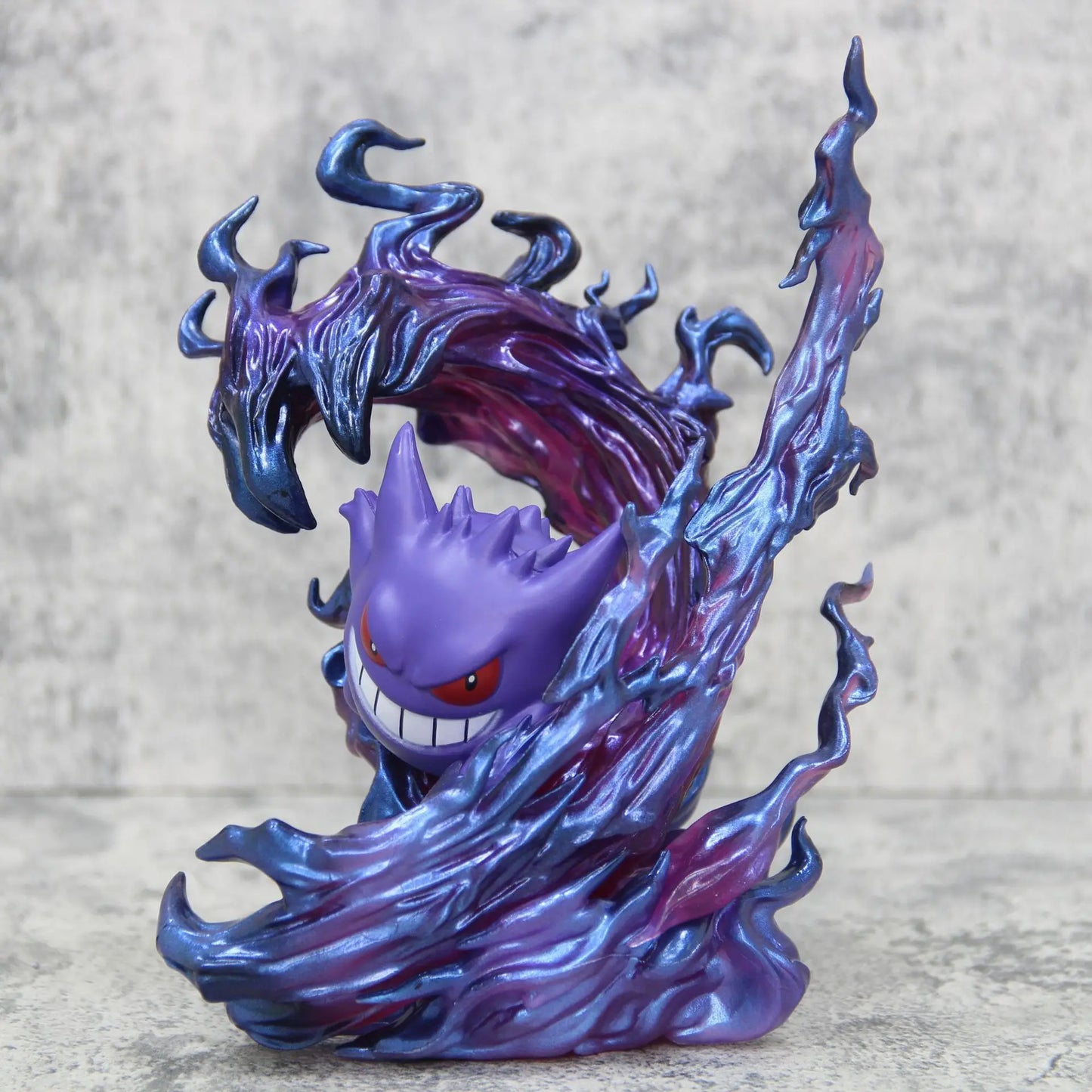 Limited Edition: Gengar Ghost Claw Figure